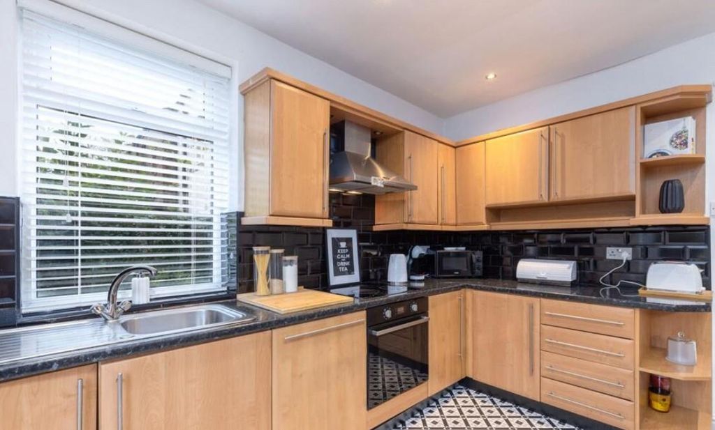 Property photo 1 of 7 5.Jpg
