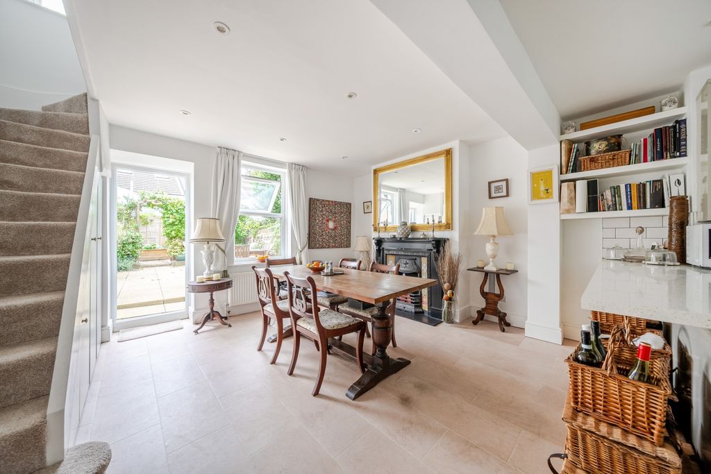 Property photo 3 of 16 1341193-9-68A2Ec1939831