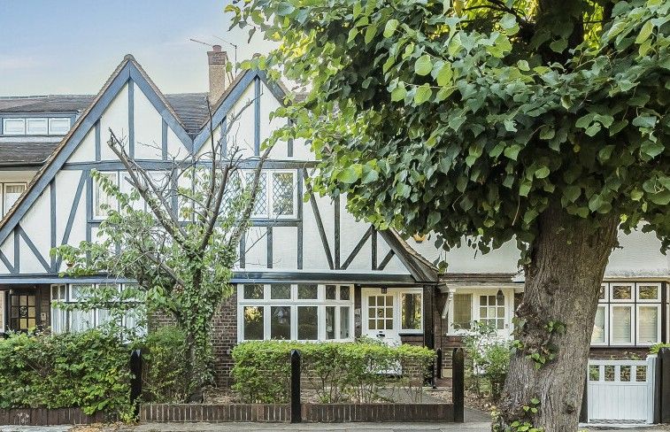 Property photo 1 of 9