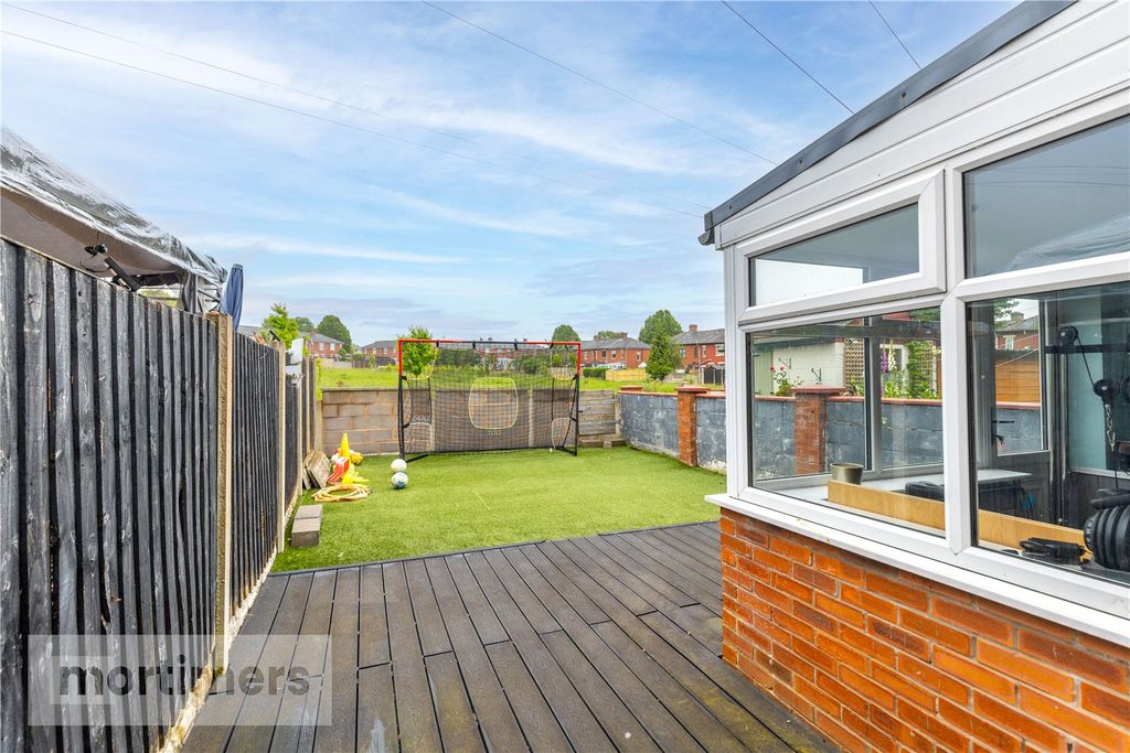 Property photo 3 of 19 Rear Garden