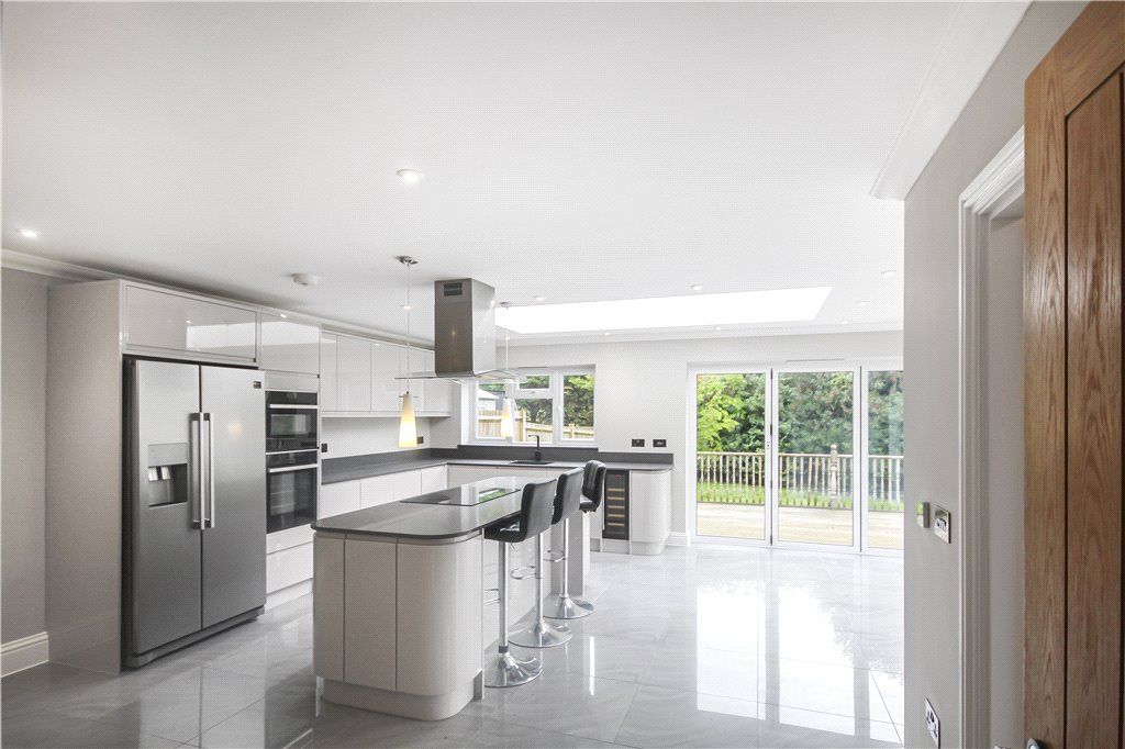 Property photo 1 of 14 Kitchen