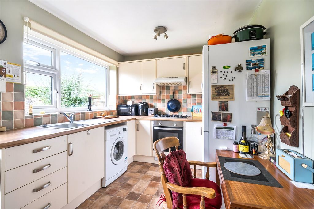 Property photo 3 of 17 Picture No. 21