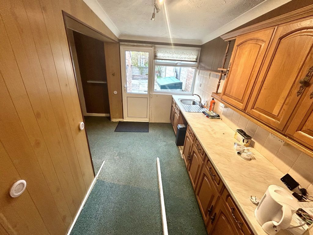 Property photo 3 of 11 Photo 3