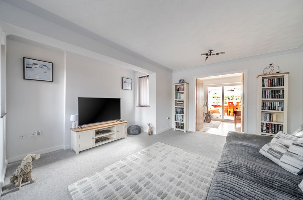 Property photo 2 of 22 46-6A75Aeb60270F-...