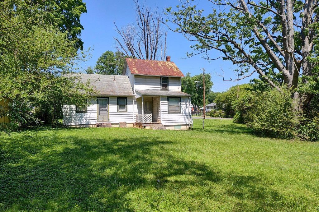 Property photo 1 of 6