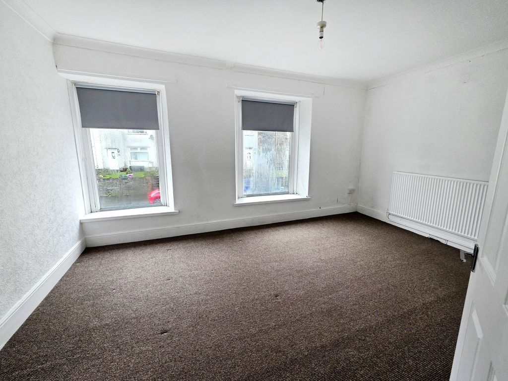 Property photo 2 of 8 Image Of Property