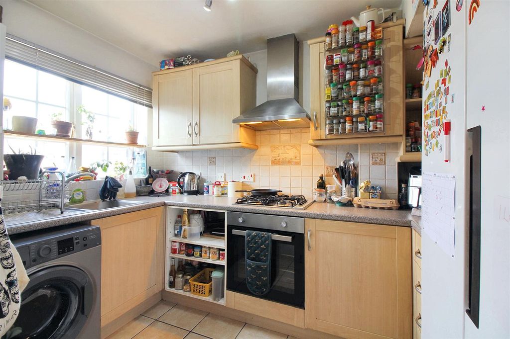 Property photo 3 of 12 2.Jpg