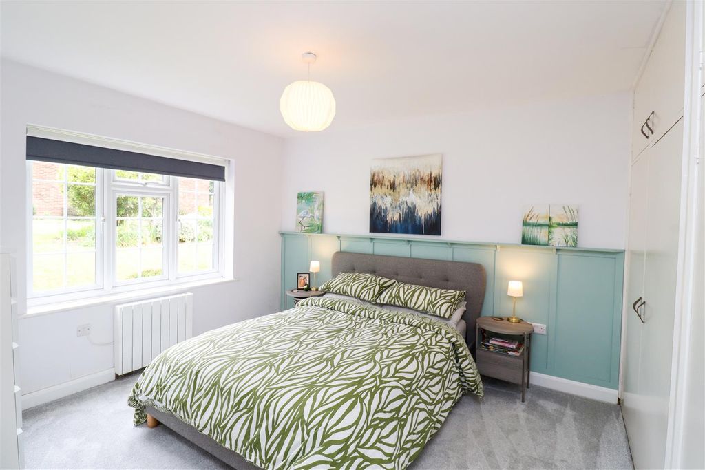 Additional image 7 of 3 bed maisonette for saleCranbrook Court, Fleet GU51