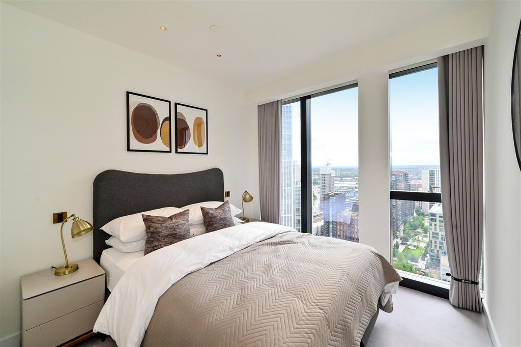 Property photo 2 of 22 2506-River-Park-Tower (8).Jpg