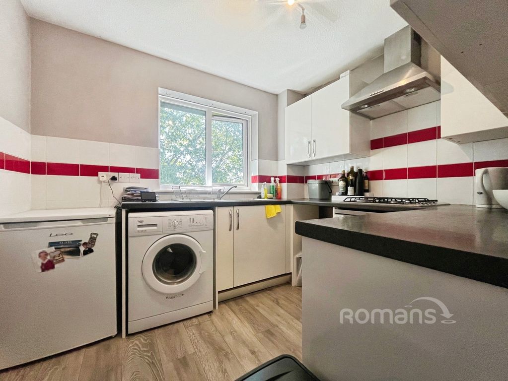 Property photo 3 of 7 Pbox-Img.Jpg