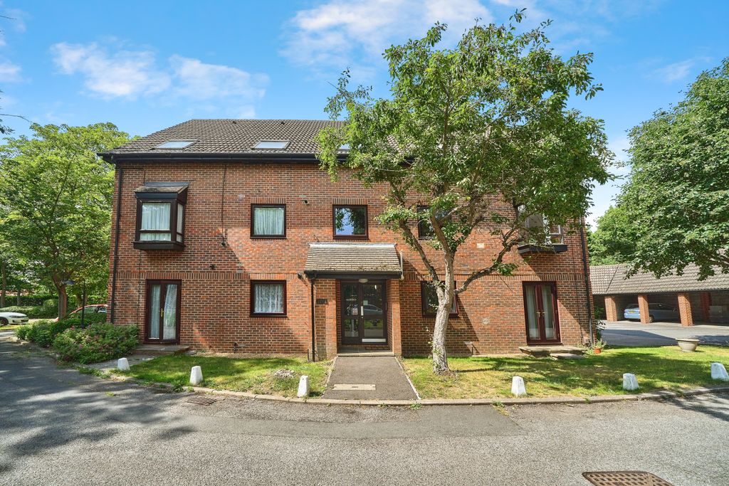 Property photo 1 of 19