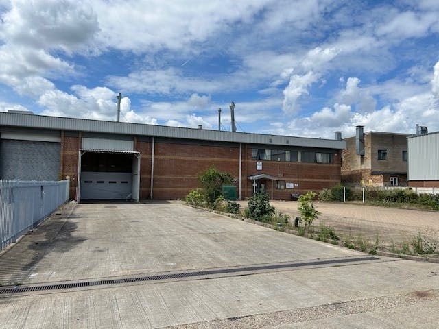 Property photo 3 of 7 Unit C, Shears Way