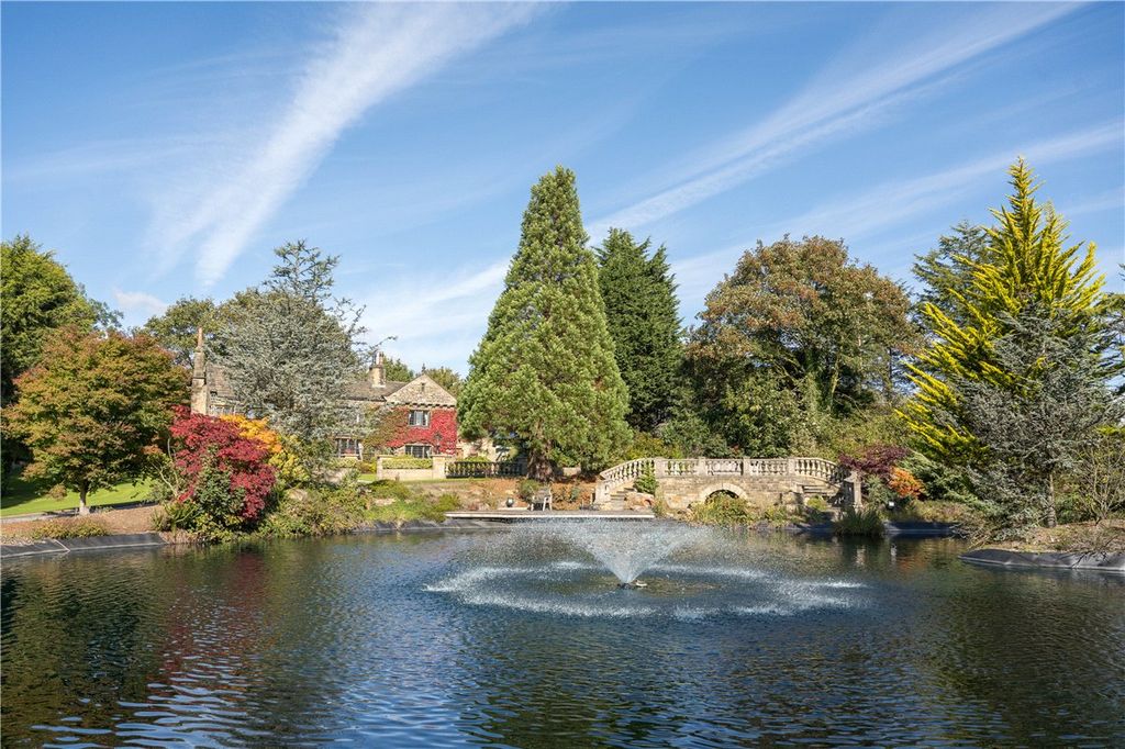 Property photo 1 of 47 Picture No. 74