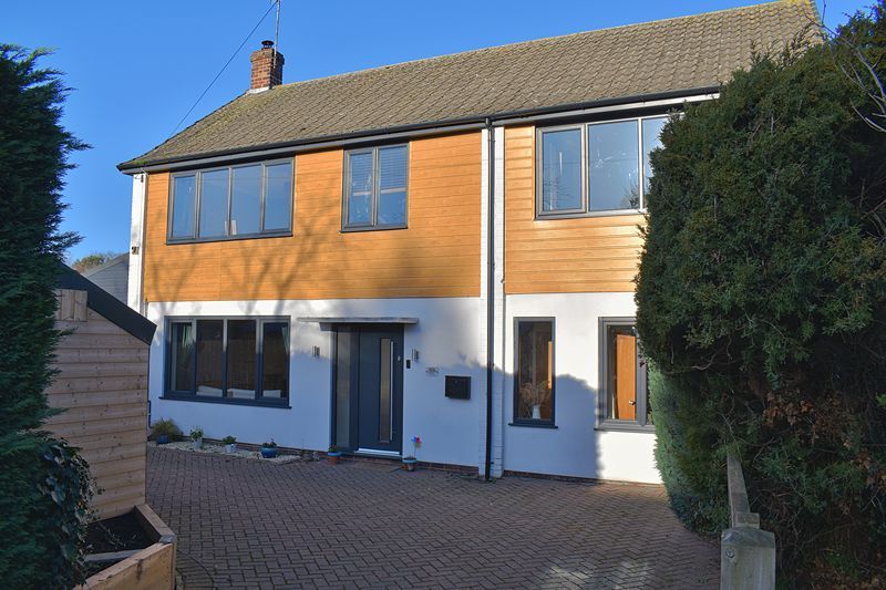 Property photo 1 of 17 Photo 15