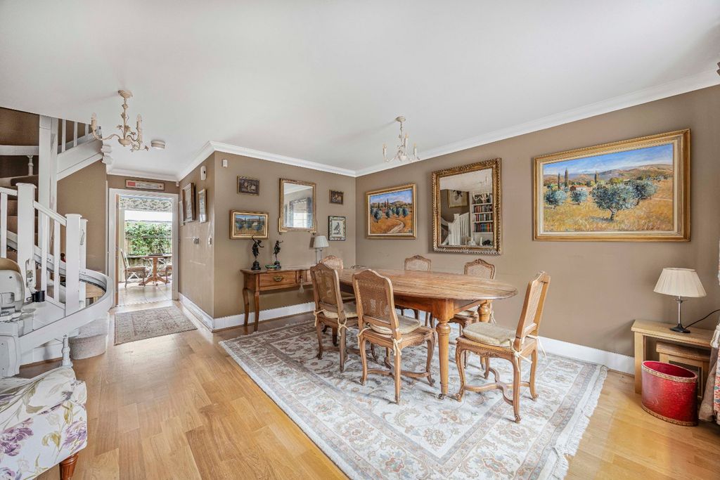 Property photo 3 of 18 Picture No. 09