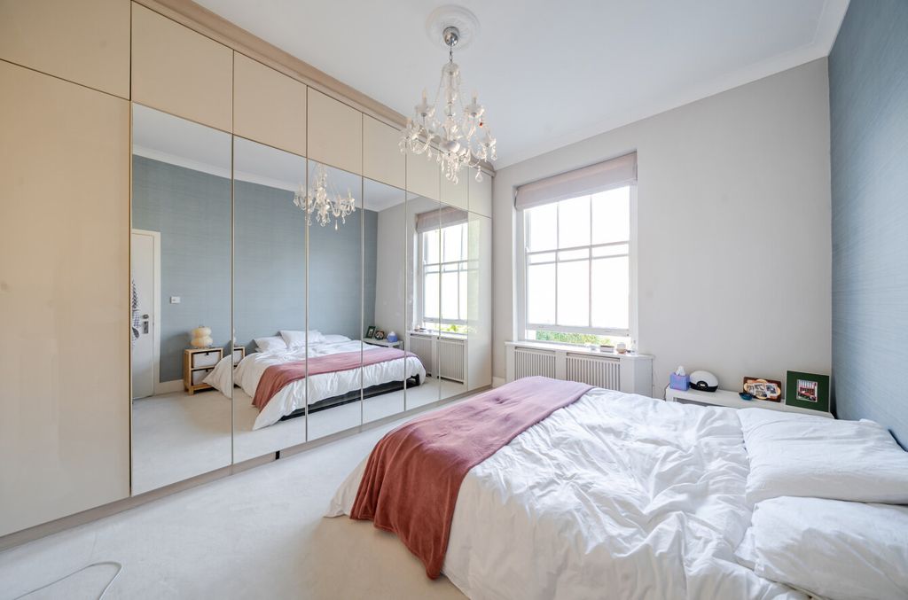 Property photo 3 of 16 1359913-1-68Da51d...