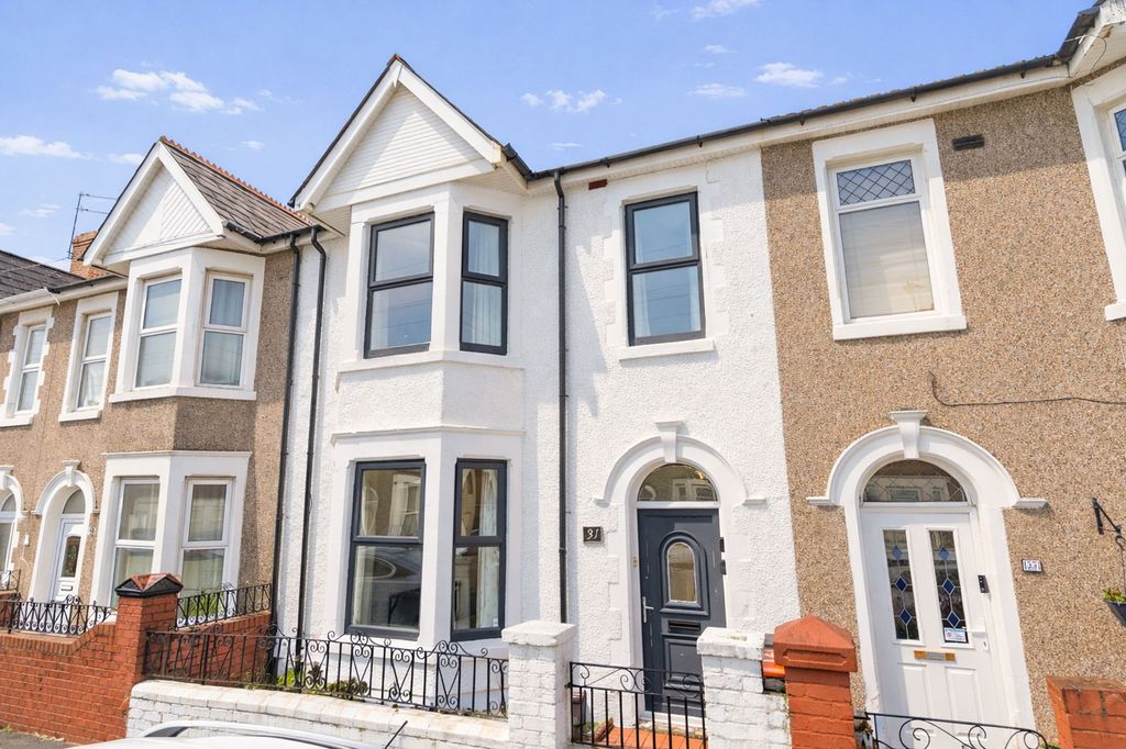 Property photo 1 of 22