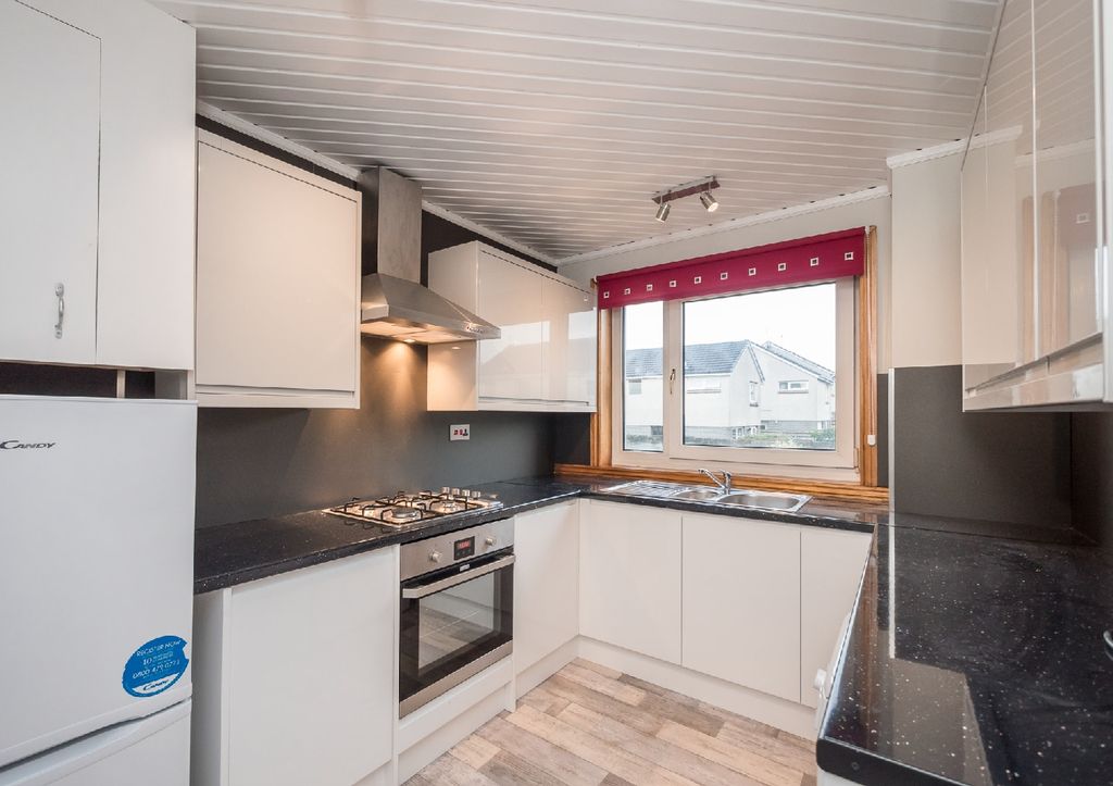 Property photo 3 of 12 Photo 3