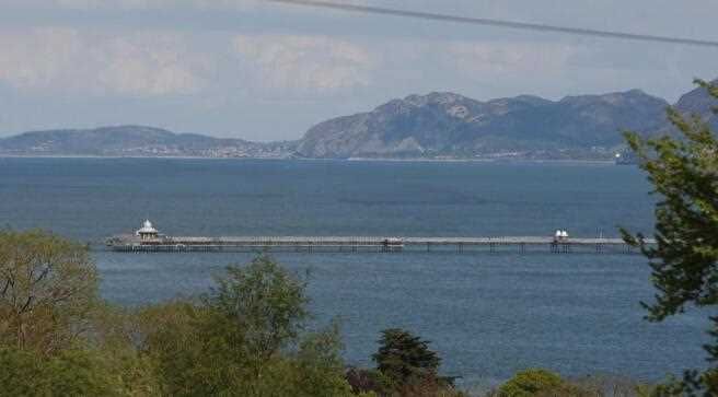 Property photo 3 of 33