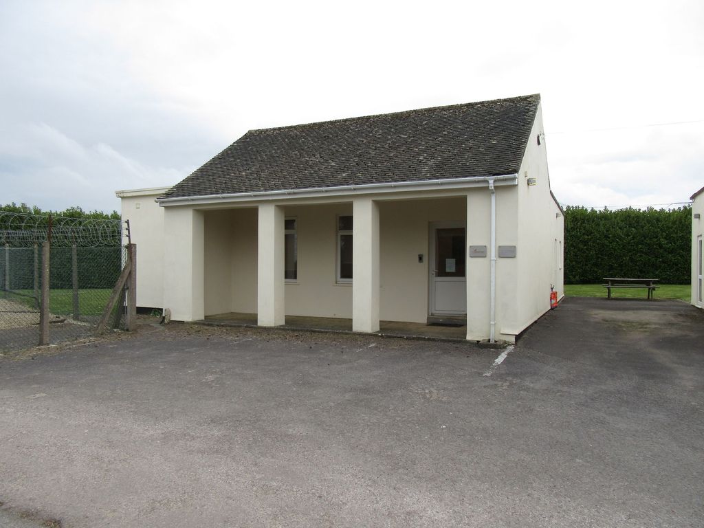 Property photo 1 of 7