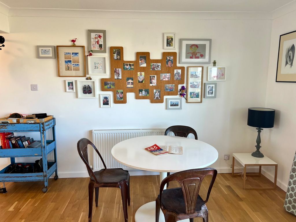 Additional image 5 of 2 bed flat for saleLord Warden Avenue, Walmer, Deal CT14