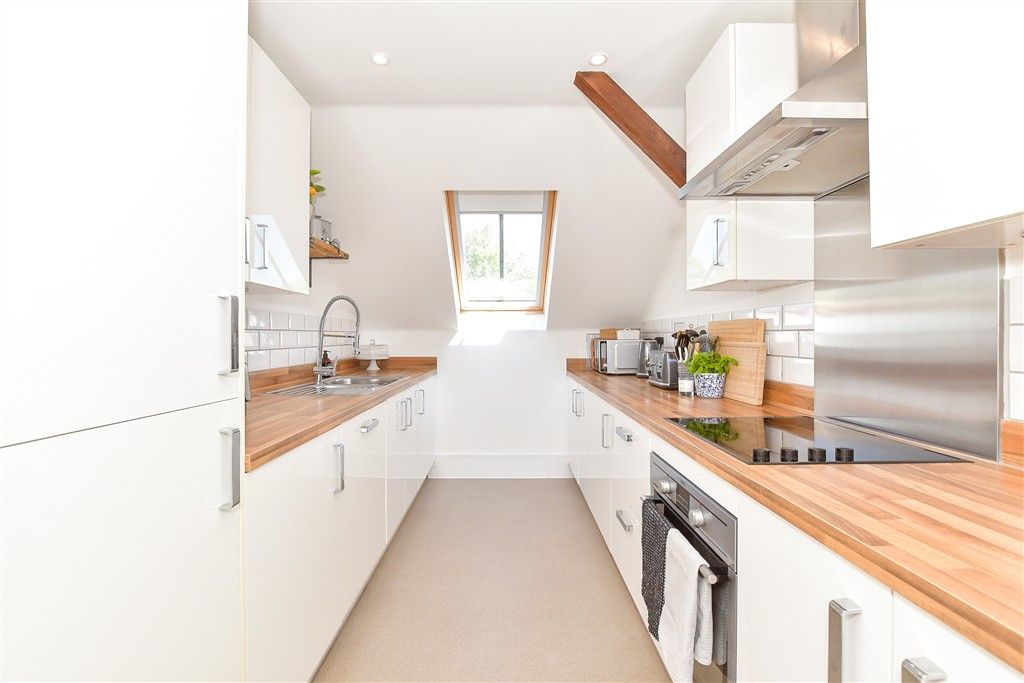 Property photo 1 of 14 Kitchen