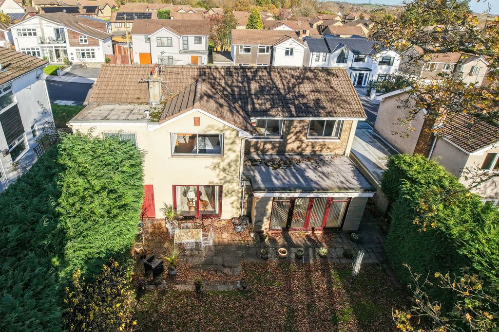 房产图片 19 - 出售独立别墅，四卧室，Holly Grove，Lisvane，卡迪夫 CF14