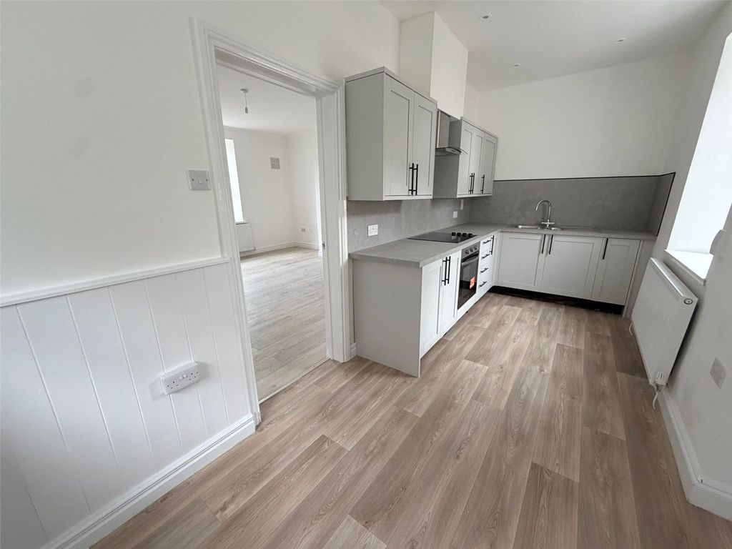 Property photo 3 of 11 Picture No. 09