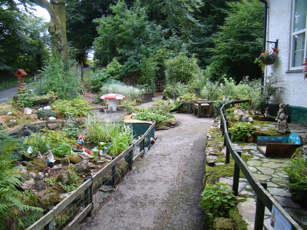 Property photo 2 of 12