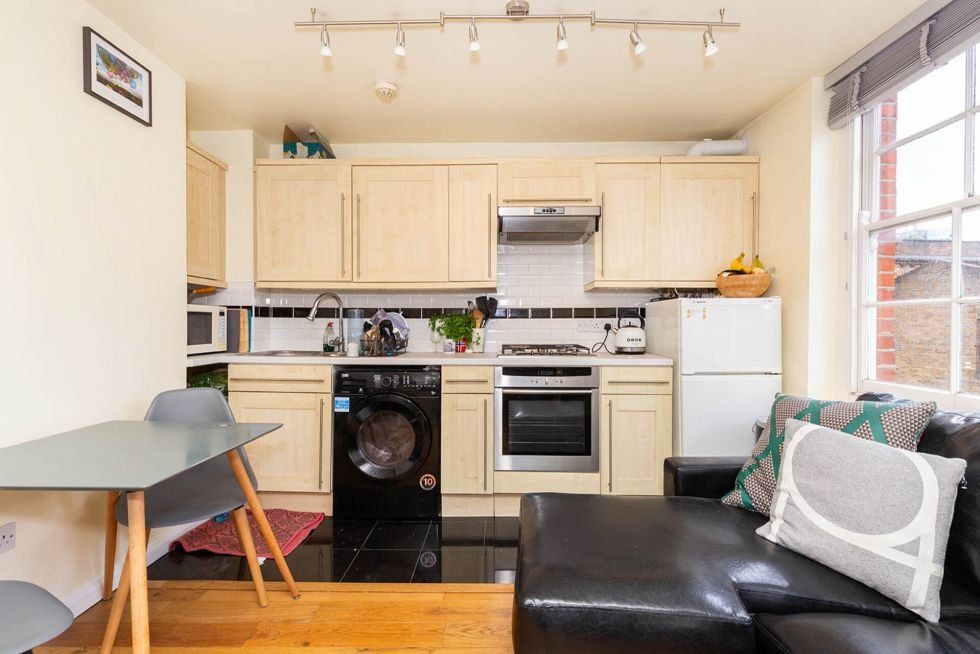 Property photo 1 of 7