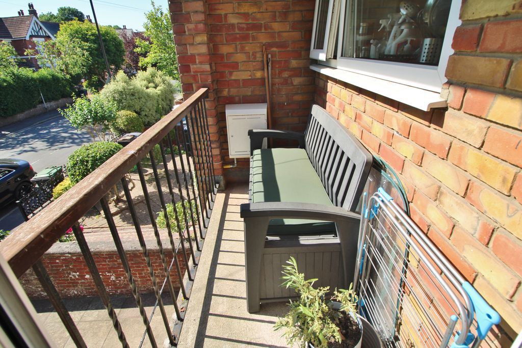 Property photo 3 of 14