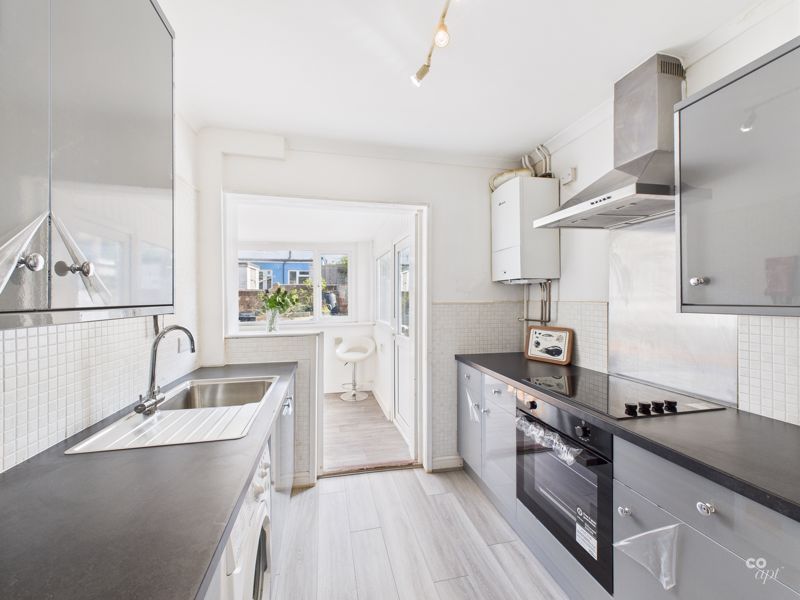 Property photo 3 of 16 Photo 21