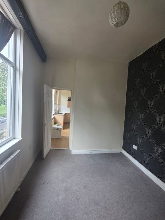 Property photo 2 of 4