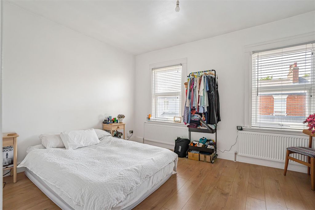 Property photo 3 of 13 3