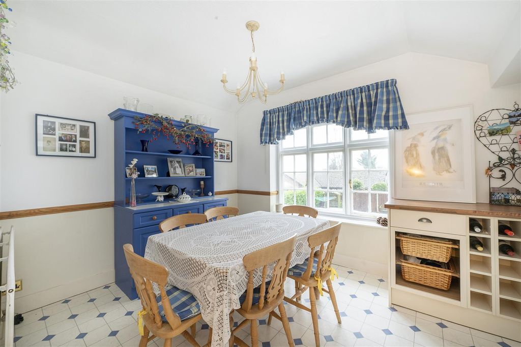 Property photo 3 of 13 7B-The-Hill-01.Jpg