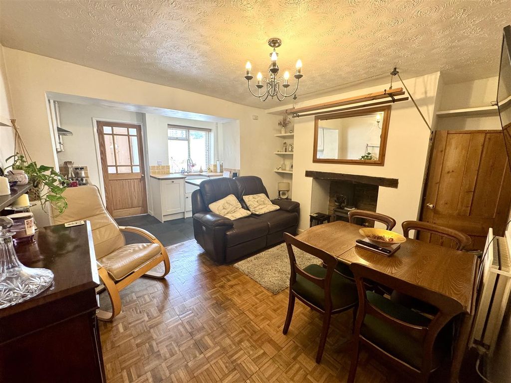 Property photo 2 of 16 Open Plan Kitchen/Dining/Living Room