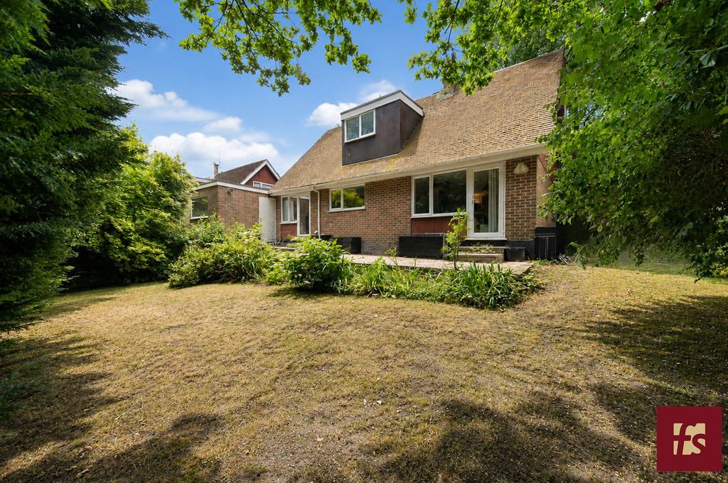 Property photo 3 of 19