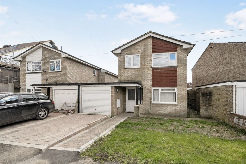 Property photo 1 of 13 (Main)