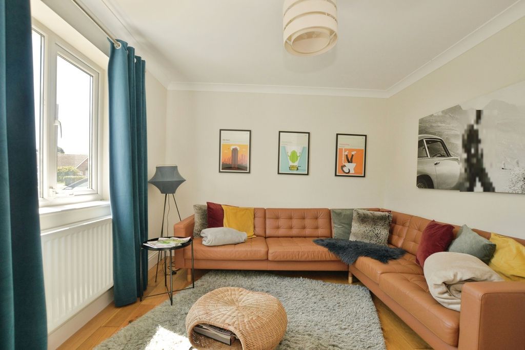 Property photo 2 of 17 Pbox-Img.Jpg