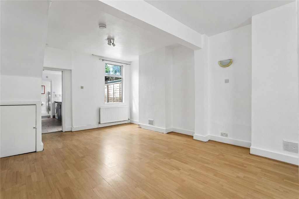 Property photo 2 of 12 Picture No. 53