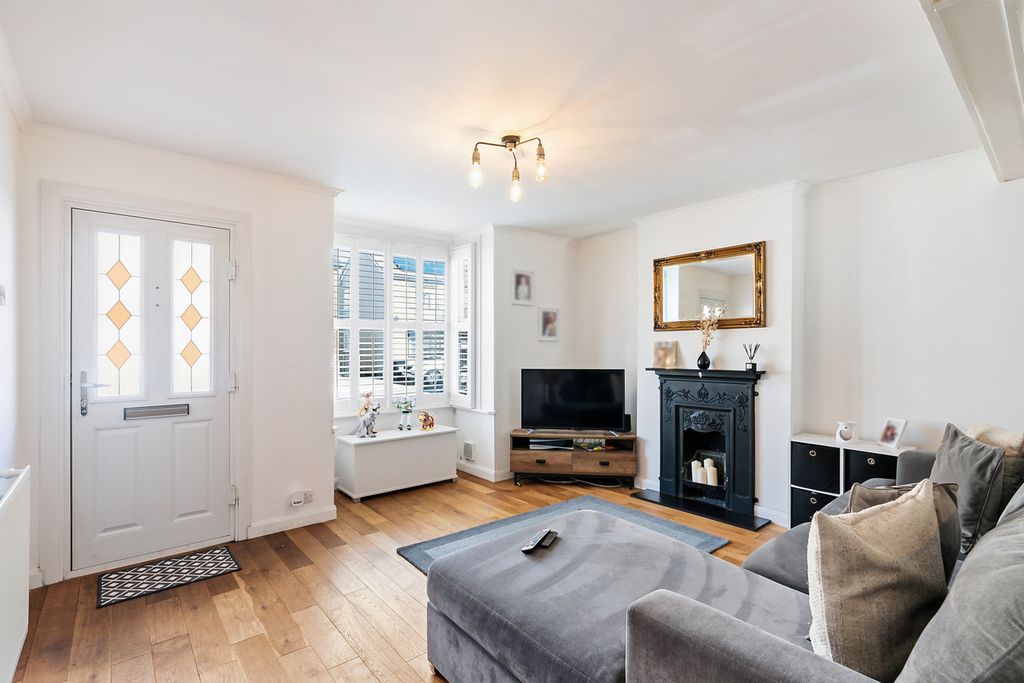 Property photo 3 of 22