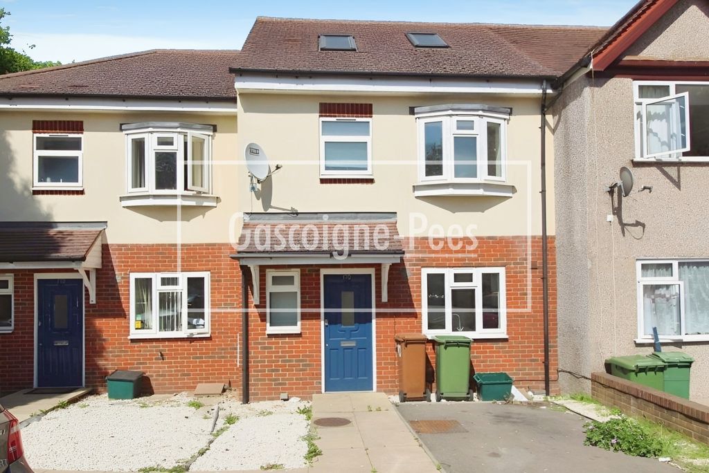 Property photo 1 of 9