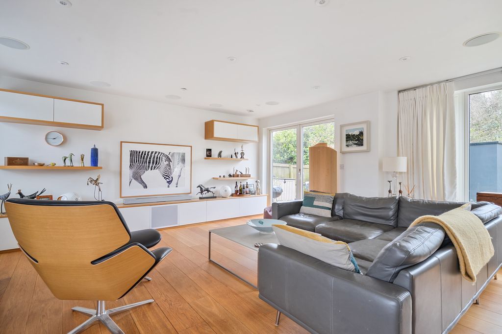 Additional image 10 of 4 bed detached house for saleKingsbury Street, Marlborough SN8