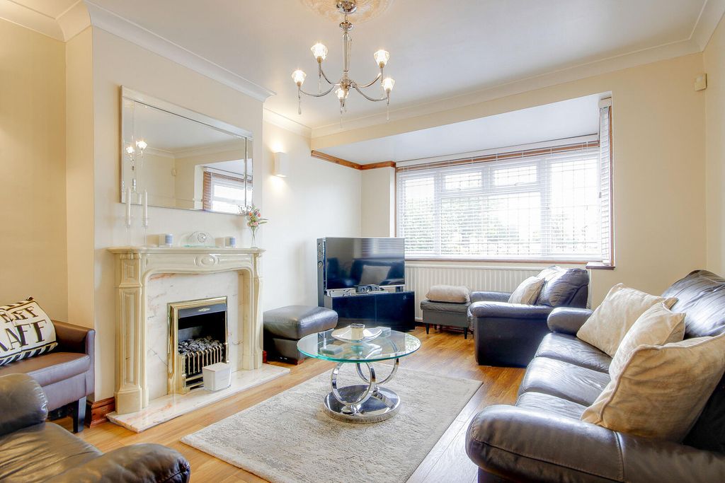 Property photo 3 of 42 Living Room