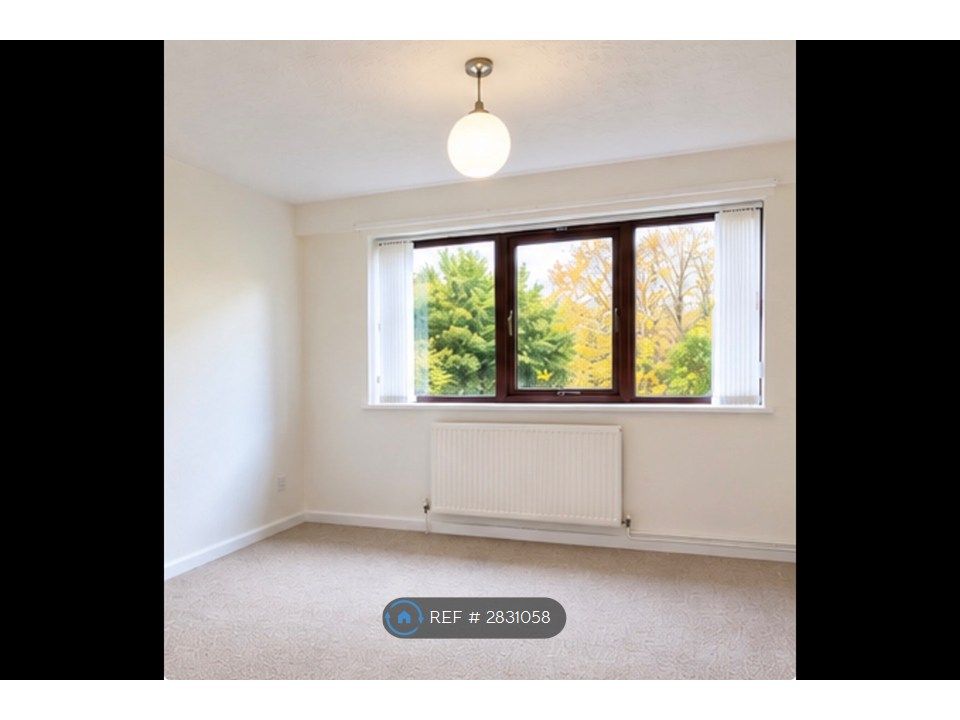 Property photo 2 of 3