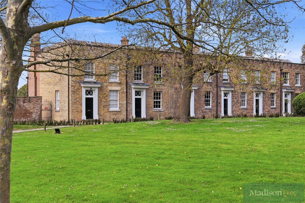 Property photo 1 of 39 Picture No. 06