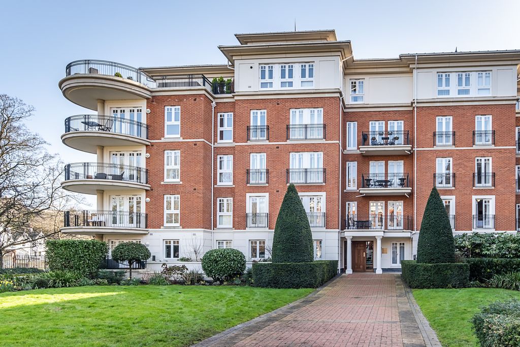 Property photo 1 of 19