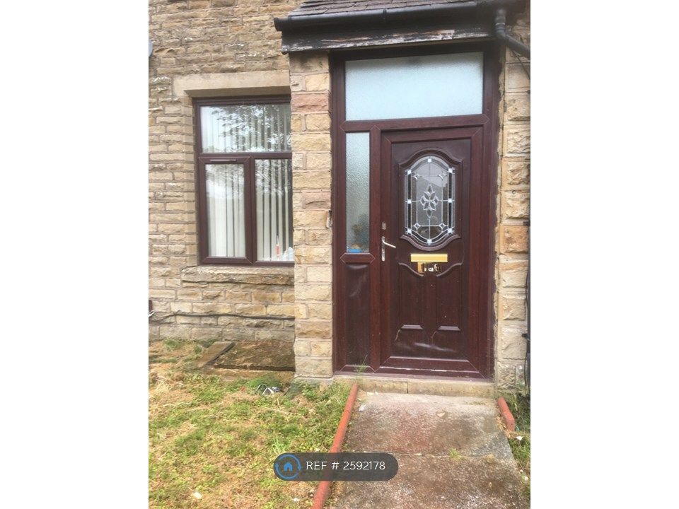 Property photo 1 of 8 Front Of 19A Rhyddings Street