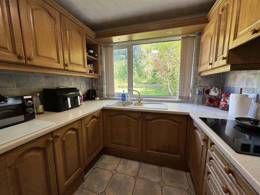 Property photo 3 of 14 Img_7132