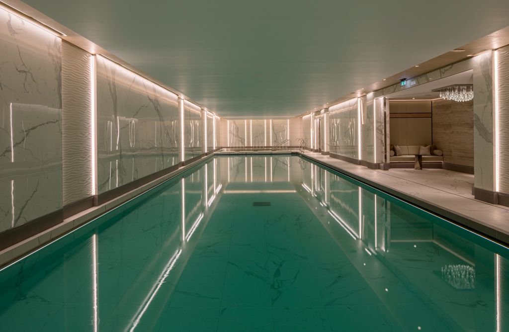 Property photo 3 of 17 Ggardner-1835-Hdr.Jpg